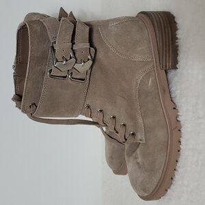 NWOB Vince Camuto Women's Fawdry Combat Boot in Wild Mushroom, 6 1/2M